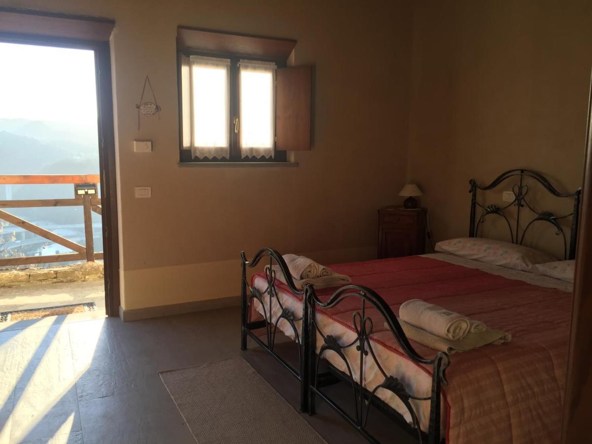 Residenza Cima Le Vigne Bed & Breakfast Millesimo Bagian luar foto